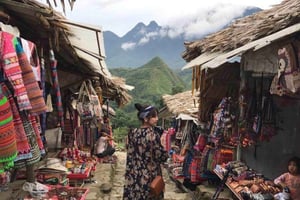 DEPUIS SAPA : SAPA 3D2N (TA VAN FAMILY HOMESTAY & HOTEL)