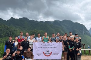 Wycieczka po pętli Ha Giang 3 dni 2 noce z motocyklistami z Hanoi