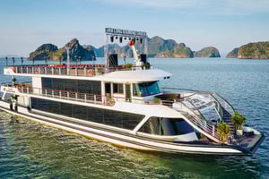 Croisière dans la baie d'Ha Long : excursion avec déjeuner et kayak (incontournable)