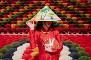 Hanói: pueblo de cuchilleros, sombreros y incienso