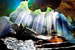 Hanoi Full-Day: Explore Galaxy Cave & Hoa Lu Ancient Capital