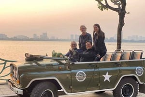 Aventura en jeep por Hanoi: Un viaje cultural