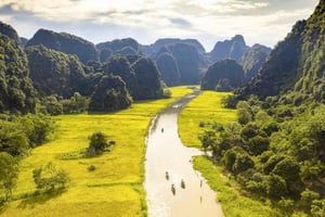 Hanoi: Ninh Binh, Tam Coc, Mua Cave & Hoa Lu med cykling