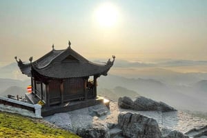 Hanoi: Dagsudflugt til det hellige bjerg Yen Tu med svævebane