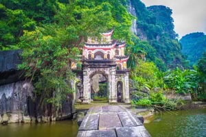 Excursão particular de 1 dia a Ninh Binh em limusine de luxo