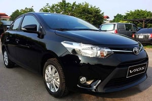 Privat transfer fra Hanoi / Noi Bai lufthavn til Halong-bugten