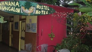 Banana Bungalow Maui Hostel