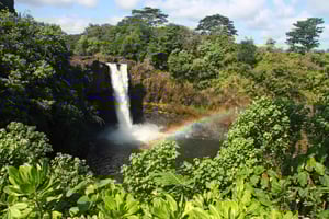 Hilo, Havai - Vulcão, Cascatas e Passeio na Praia com Almoço