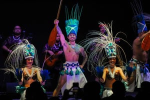 Honolulu : dîner et spectacle Ka Moana Luau avec transport