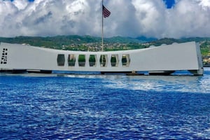 Honolulu: Wycieczka do pomnika Pearl Harbor USS Arizona