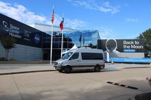 Houston: transporte de ida y vuelta al Centro Espacial Astroville de la NASA