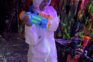 Houston: Private Paint Therapy Experience (Neon Light)