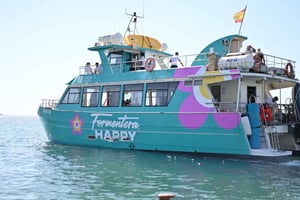 Exclusive experience: Premium catamaran from Ibiza to Formentera