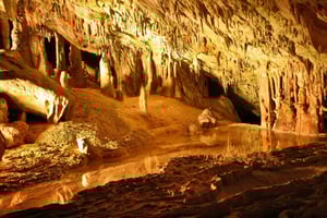 Puerto de San Miguel: Can Marçá Cave Guided Tour with Entry