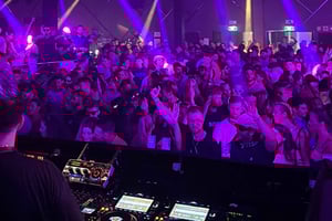 Ibiza: Yöelämän sisäpiirikierros ja drinkit ennen klubille menoa