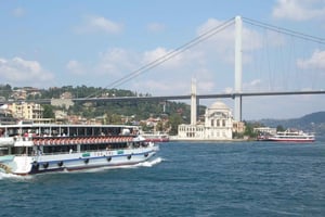 Bosphorus Tour With Lunch
