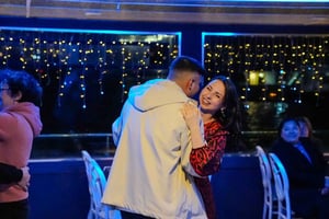 Istanbul: Bosphorus Cruise Dinner, Show & Alcoholic Drinks