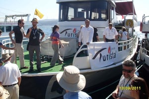 Istanbul: Morning Bosphorus Boat Tour with Spice Bazaar