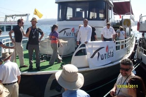 Istanbul: Morning Bosphorus Boat Tour with Spice Bazaar