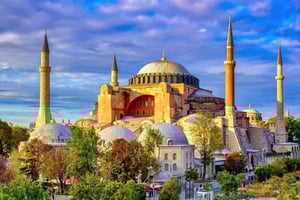 Istanbul: Old City Tour and Luxury Sunset Bosphorus Cruise