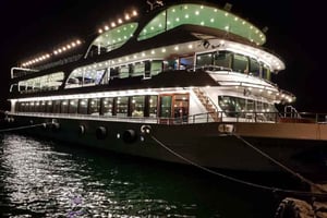 Istanbul: Pasha Istanbul Dinner Cruise
