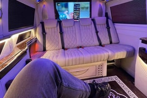 Istanbul: Private Airport Transfer with Meet and Greet