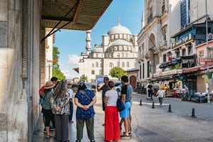 Istanbul: European and Asian Side Guided Foodie Walking Tour