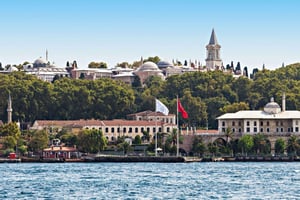Istanbul: Topkapi Palace Guided Tour w/ Skip-the-Ticket-Line