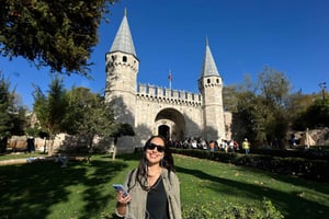 Topkapi Palace and Harem Skip-the-Line-Tickets & Audio Guide