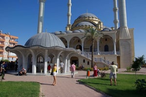 Manavgat River Cruise and Bazaar Tour w/ Lunch