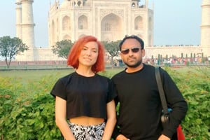 Agra: Guidad tur till Taj Mahal med gå förbi kön