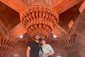 Поездка из Агры в Джайпур и обратно с посещением ступенчатого колодца Чанд Баори и Фатехпур-Сикри