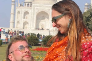 Delhistä: Taj Mahal & Agra -kiertue Gatimaan Express -junalla