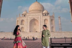 Da Nuova Delhi: tour all'alba del Taj Mahal con discesa a Jaipur.