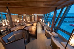 CGK Jakarta Airport: доступ в зал ожидания Premium