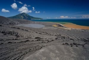 Au départ de Jakarta : Explorer le volcan Krakatau