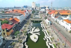 Jakarta: Ganztägige oder halbtägige Tagestour (alles inklusive)