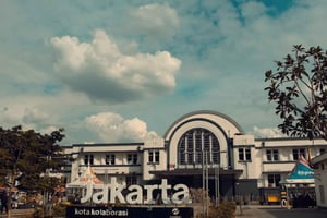 Jakarta: Old Town, Mosque, Cathedral or Harbor Guided Tour