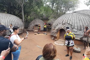 Heldagstur til Sterkfontein-grottene, Maropeng og Lesedi Village