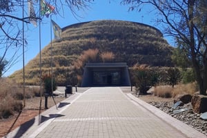 Johannesburg: Cradle of Humankind & Sterkfontein Caves Tour