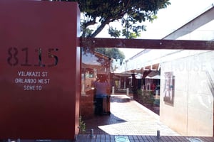 Johannesburg: historische Tour durch Soweto mit dem Tuk-Tuk