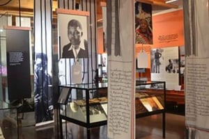 Tour: Liliesleaf Farm, Constitution Hill und Apartheid-Museum