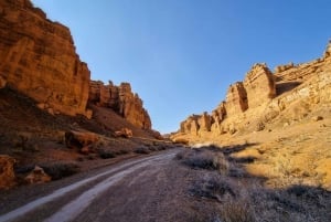 De Almaty: Lagos Bartogai, Kolsay e Kaindy, Charyn Canyon