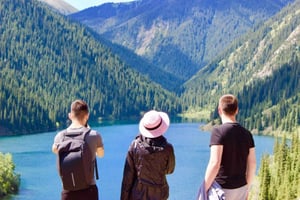 Almaty: 2-daagse tour naar Kolsai-Kaindy meren en Charyn Canyon