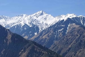 Almaty: Valkerijshow en Grote Almaty Kloof