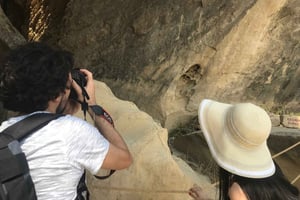 Baku: Gobustan, Volcanoes, Fire Temple and Yanardag Day Trip