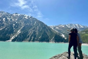 Grande Lago di Almaty: scegli l'avventura a piedi o in auto