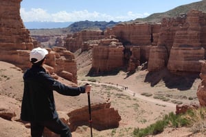 Charyn: Heldags kanjonäventyr med picknick och vandring