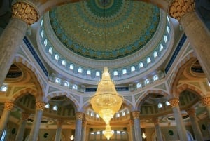 Visite privée de la ville d'Astana : Gude & Food & Winetasting