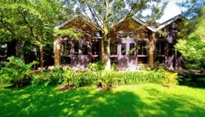 Bonds Garden Restaurant